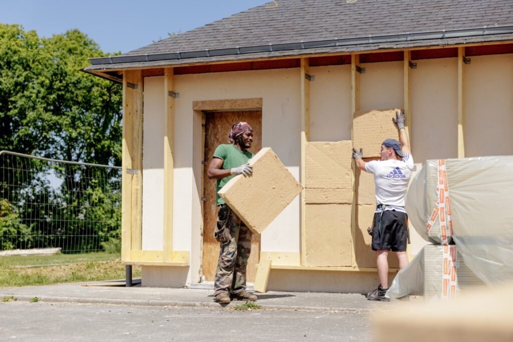 Rénovation énergétique du groupe scolaire Les Deux Ménés à Louargat (Côtes d’Armor)